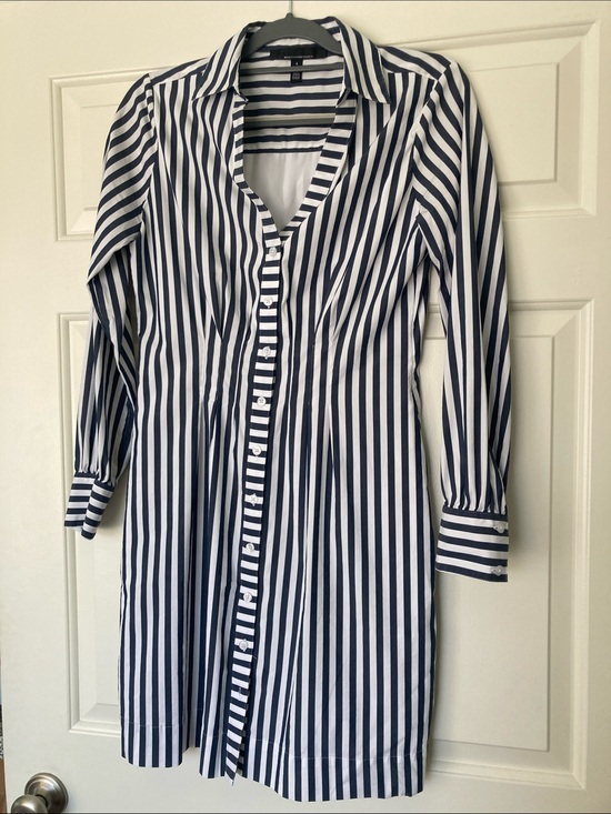White House Black Market Dresses & Skirts - WHBM Long Sleeve Poplin Shirt Dress sz 8
